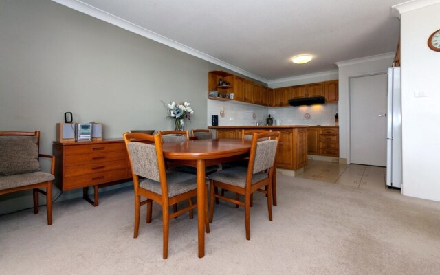 The Peninsula, Unit 5, 111 Soldiers Point Road
