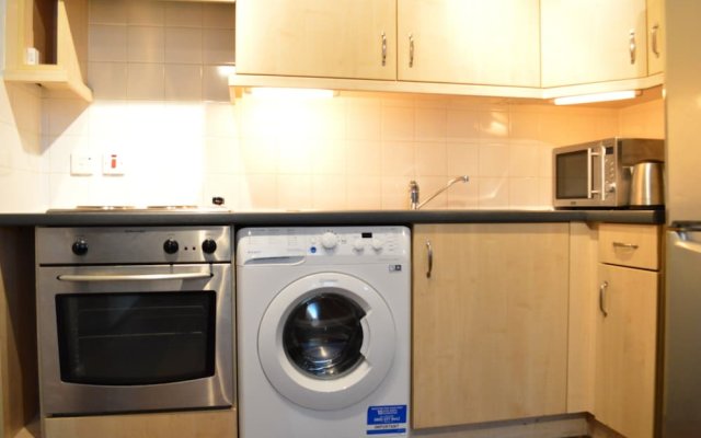 1 Bedroom Flat 10 Minutes From London Eye