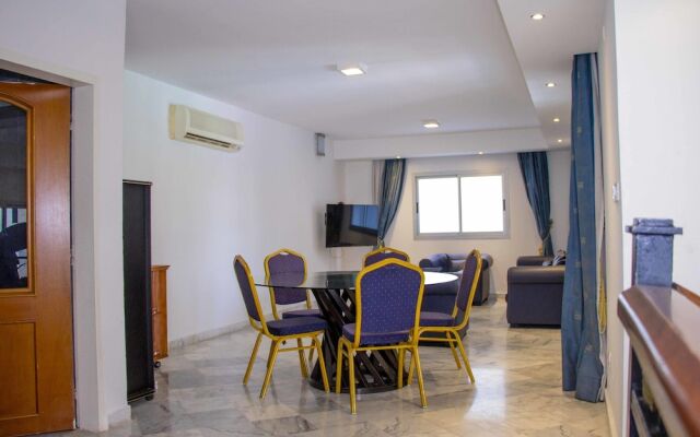 Residence White River 1