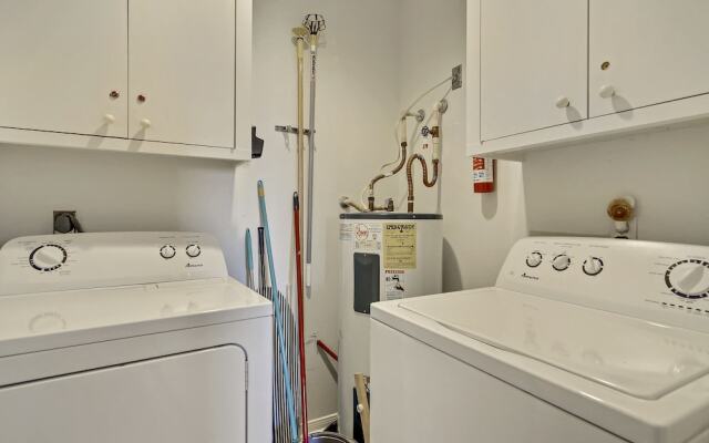 Indian Summer 3 Bedrooms 2 Bathrooms Home