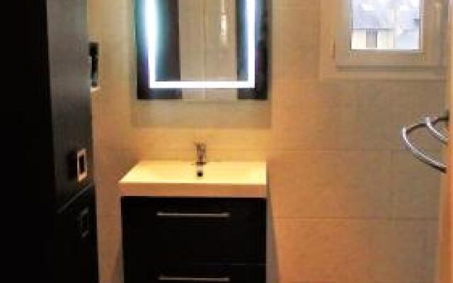 Maison au centre de Camazen