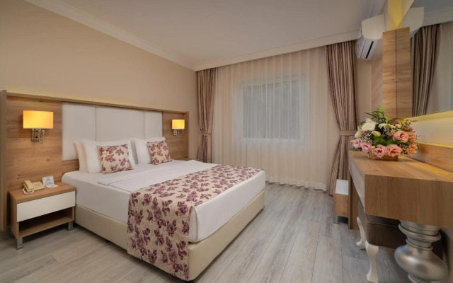 Royal Garden Beach Hotel - All Inclusive
