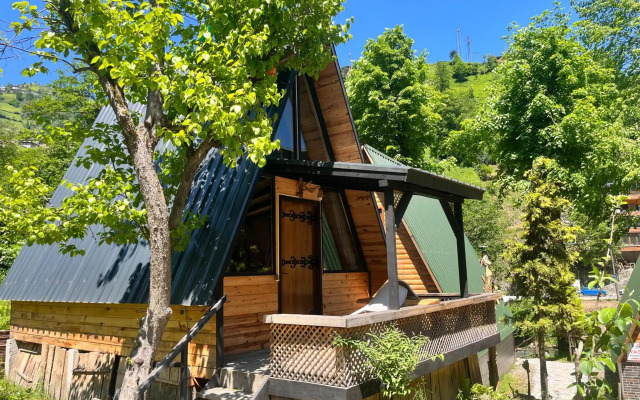 Tabiat Bungalows