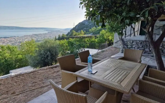 Stone House Bay View - Kaštel Lukšić