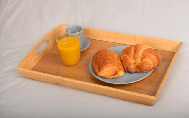 Dominici 3 - CahorsCityStay-Parking WIFI NETFLIX