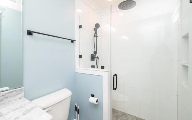 The Sandcastle by Oak Island Accommodations