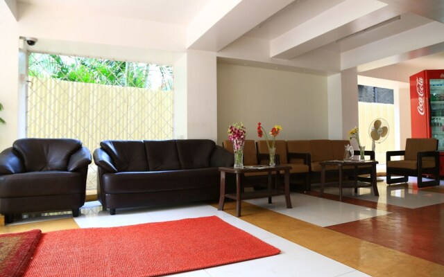 OYO 13771 Executive Residency