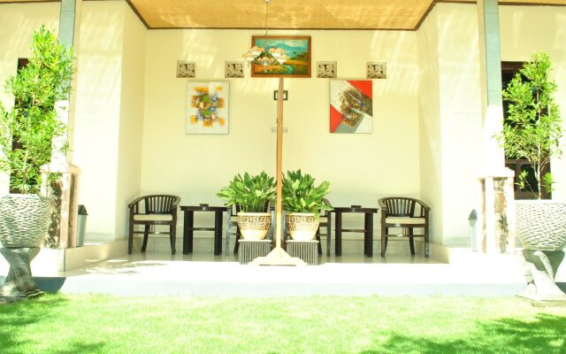 Giri Sari Guest House Pemuteran Bali