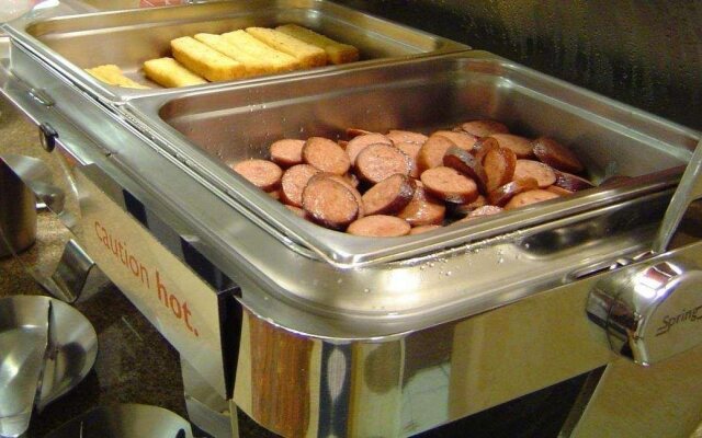 Hampton Inn Naples Central