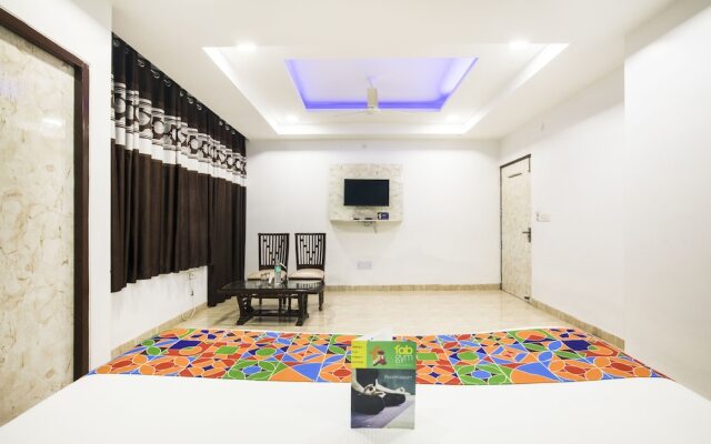 FabHotel Airlift