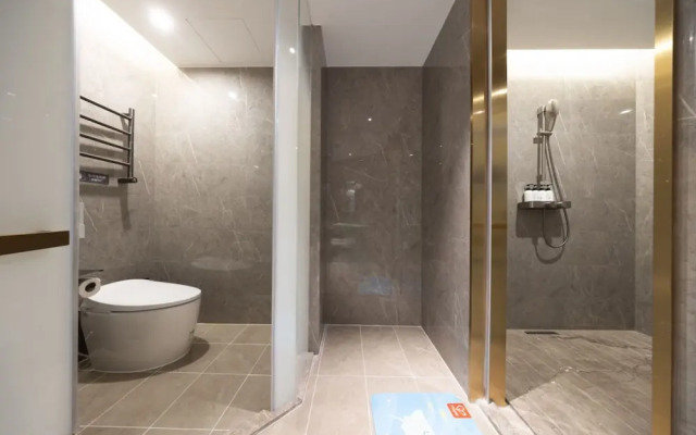 Nostalgia S Hotel(Tianjin Ancient Culture Street & The Five Avenues）