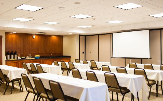 Holiday Inn Express and Suites Turlock by IHG