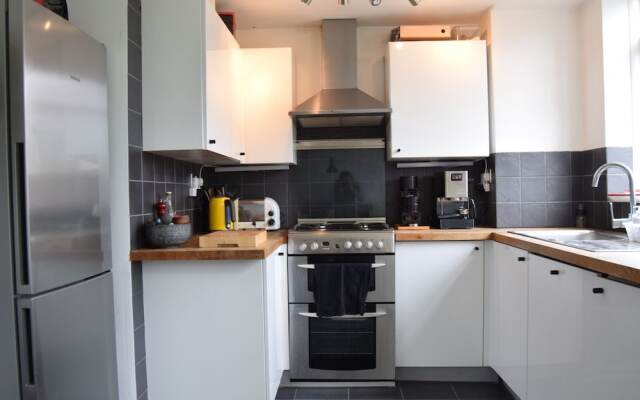 2 Bedroom Apartment in East London