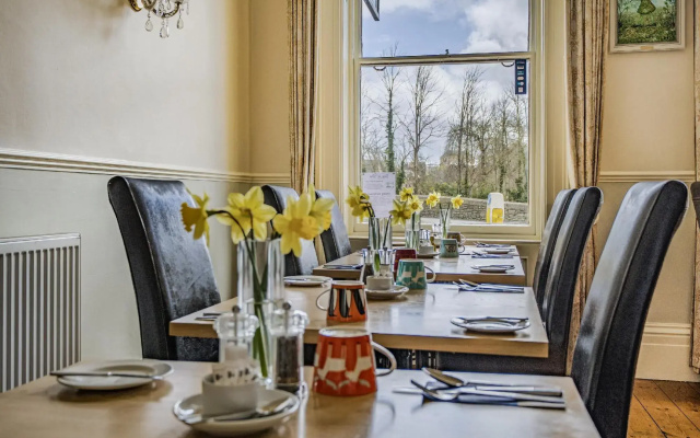 Yeo Dale Hotel