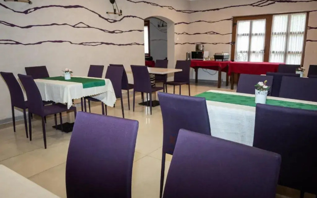 Trojka Hotel És Panzió