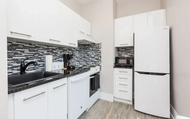 Applewood Suites - The Annex Lofts