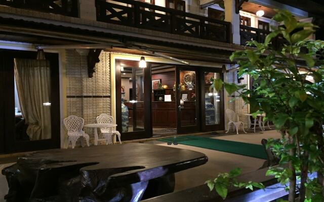 Lao Home Hotel