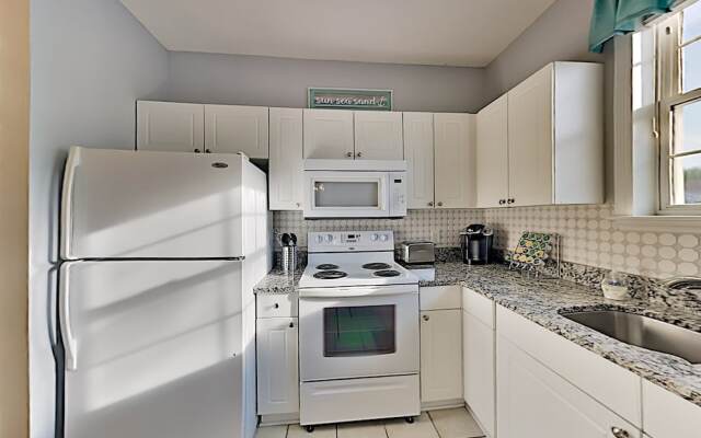 331catal 3 Bedroom Condo