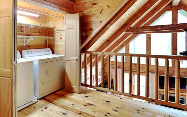 Huckleberry Hideaway