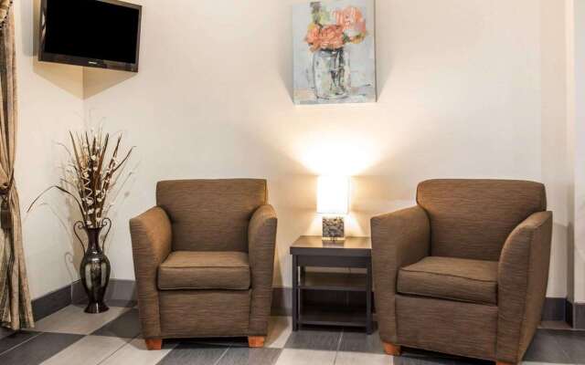 Quality Inn Mauston I-90