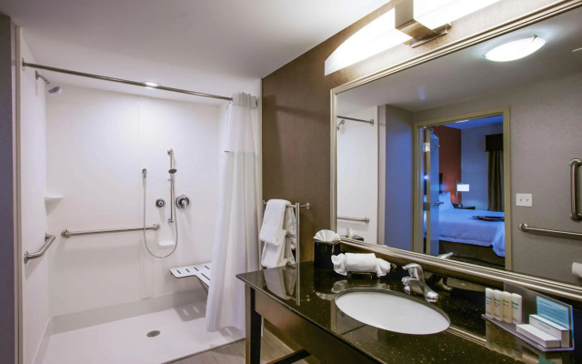Hampton Inn & Suites Philadelphia/Bensalem