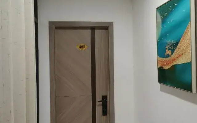Neixiang Xianghe Hotel