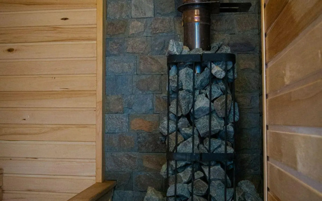 Guest house with lake view and sauna