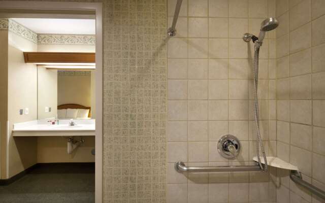 Ramada by Wyndham Olympia