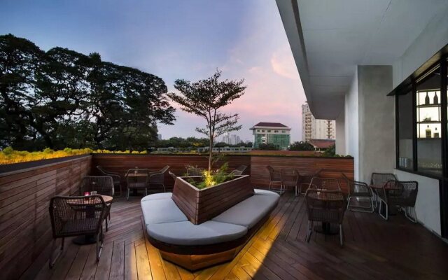 DoubleTree by Hilton Jakarta - Diponegoro