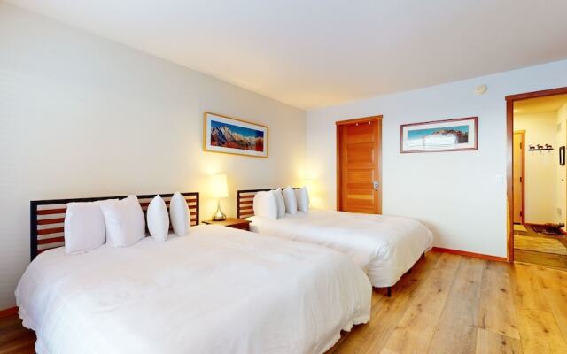 Snowcreek V #784 2 Bedroom Condo by RedAwning