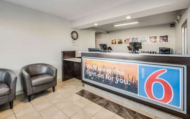 Motel 6 Fort Wayne, IN