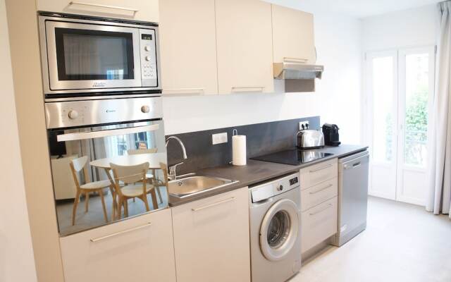 Republique 101 Apartment