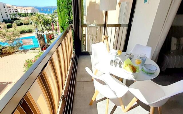 Appartement Six-Fours-les-Plages, 2 pièces, 4 personnes - FR-1-316-274