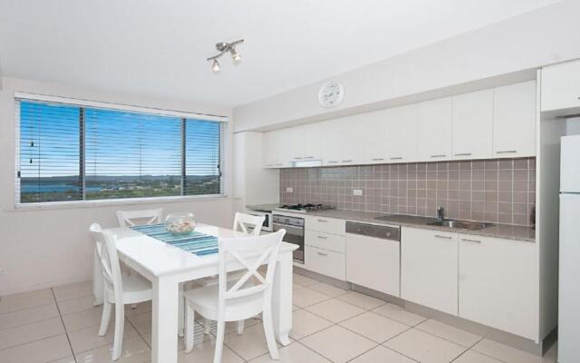 Grandview 307- Premium River and Ocean Views