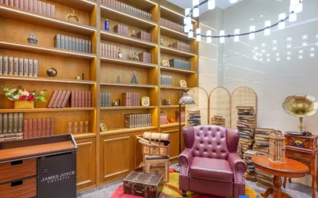 James Joyce Coffetel Hotel (Shijiazhuang Xunhuan Huagong Yuanqu Zhihui Yunying Zhongxin) – Hotel Rooms – Shijiazhuang
