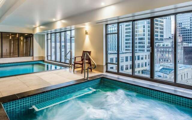 Central 1 Bedroom in Metropolis
