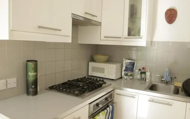 Lovely 1-bed Notting Hill Home