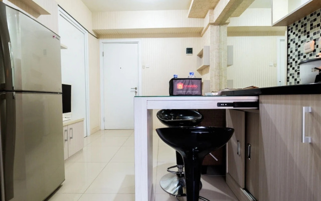 Affordable 2Br Green Pramuka Apartment With Pool View