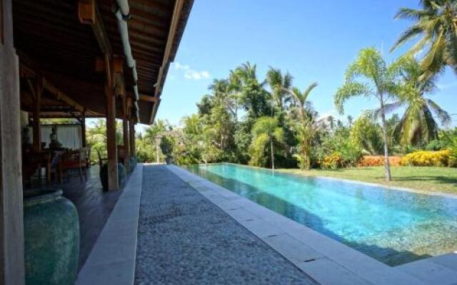 Villa Taman Kanti