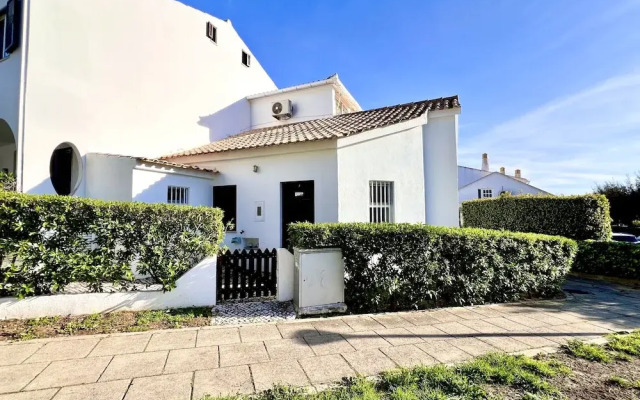 Quarteira Classic 2 With Pool by Homing