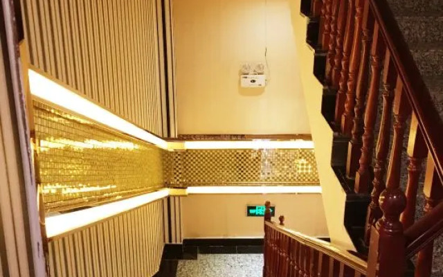 Huangdu Hotel (Zhaotong Experimental Middle School)