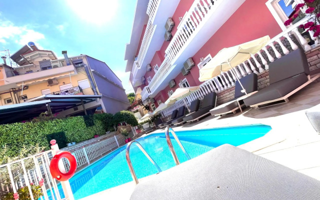 Villa Antonis