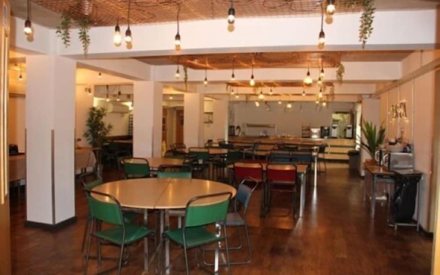 Bath YMCA - Hostel