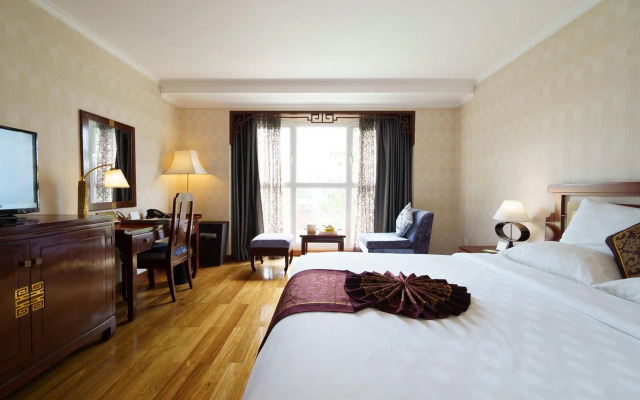 Rex Hotel