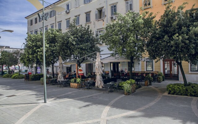 Teatro Suite & Rooms