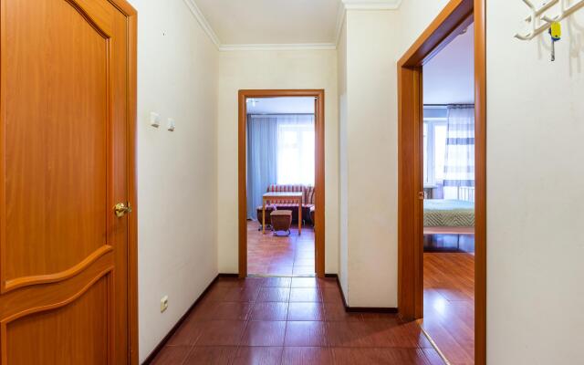 Апартаменты на Коломяжском проспекте 36/2