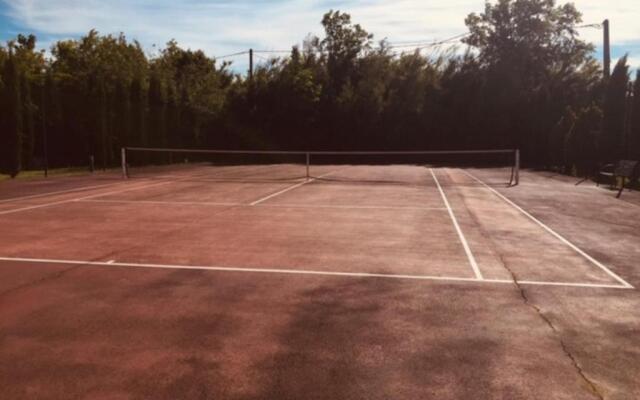 Cosy Studio Balcon Tennis Swiminng Pool