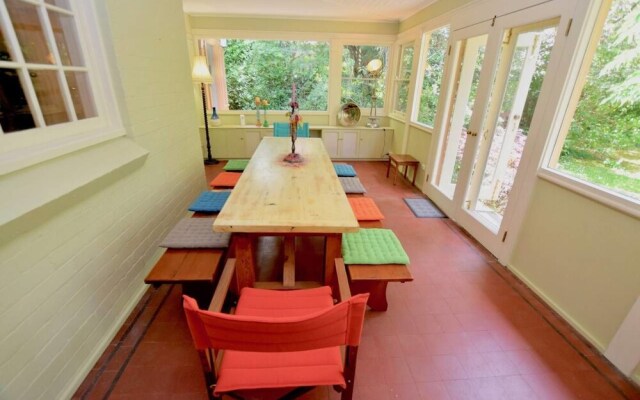 Trinlea Estate Leura Mall