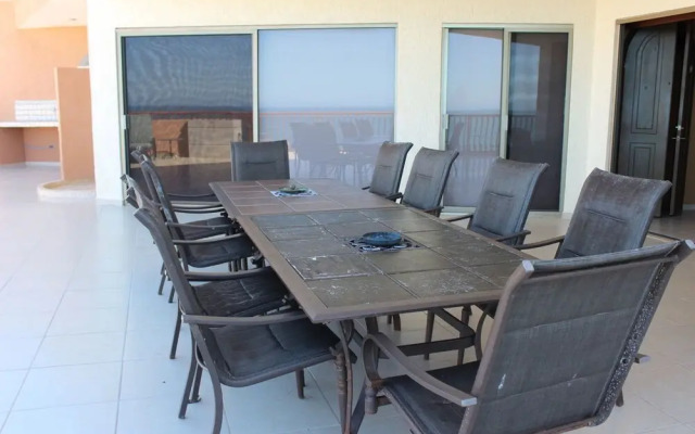 Sonoran Sun 3BR Deluxe SE 1007-v by Casago