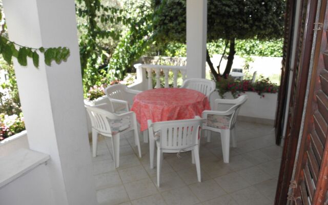 Apartment Pupa - nice family apartments: A3 Tea Petrcane, Zadar riviera